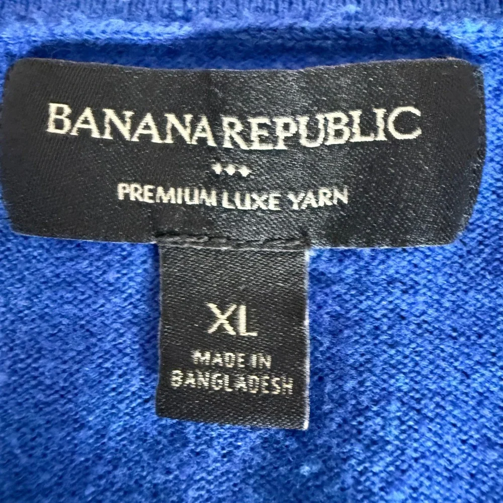 Banana Republic Mens XL Blue Premium Luxe Yarn Silk Cashmere V-Neck Sweater